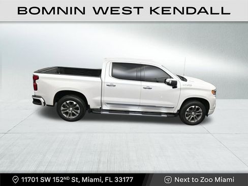 Used 2023 Chevrolet Silverado 1500 High Country w/ Technology Package image 17
