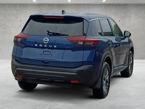 Used 2021 Nissan Rogue S FWD image 16