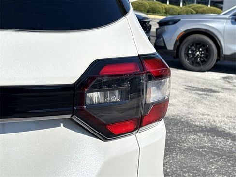 New 2025 Honda Pilot TrailSport image 12