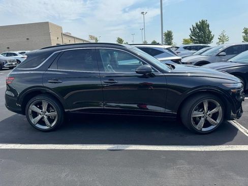 Used 2022 Genesis GV70 3.5T Sport AWD/4WD image 2