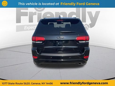 Used 2021 Jeep Grand Cherokee Laredo X AWD/4WD image 6