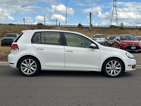 Used 2011 Volkswagen Golf TDI FWD image 2