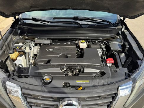 Used 2017 Nissan Pathfinder SL image 30