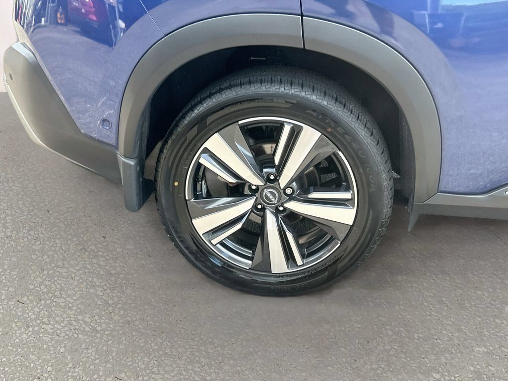 Used 2023 Nissan Rogue Platinum w/ Platinum Premium Package FWD image 33