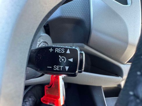 Used 2015 Toyota Tacoma PreRunner w/ SR5 Package RWD image 29