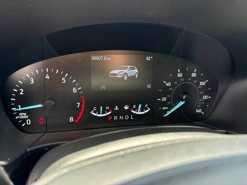 Used 2021 Ford Escape SE w/ SE Sport Appearance Package FWD image 17