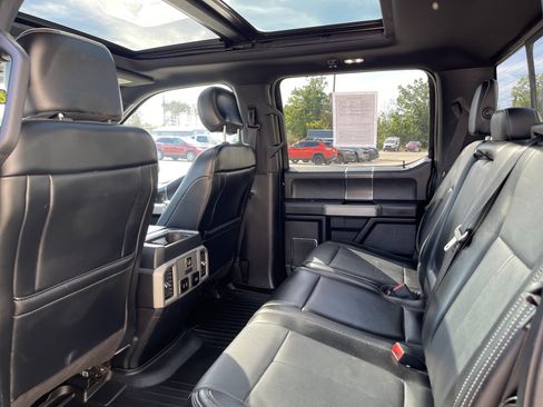 Used 2018 Ford F150 Lariat w/ Equipment Group 502A Luxury AWD/4WD image 10