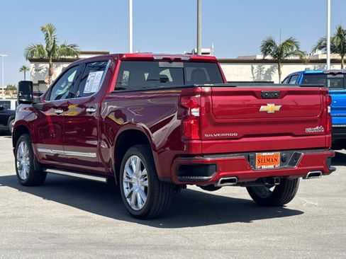 Used 2025 Chevrolet Silverado 1500 High Country w/ High Country Premium Package AWD/4WD image 7