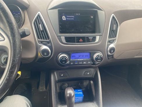 Used 2011 Hyundai Tucson Limited w/ Premium Pkg 3 image 15