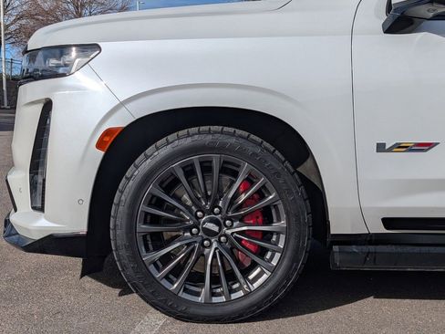 Certified 2023 Cadillac Escalade V image 10