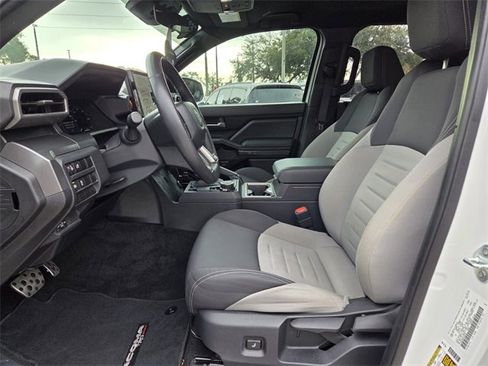 Used 2024 Toyota Tacoma TRD Sport image 11