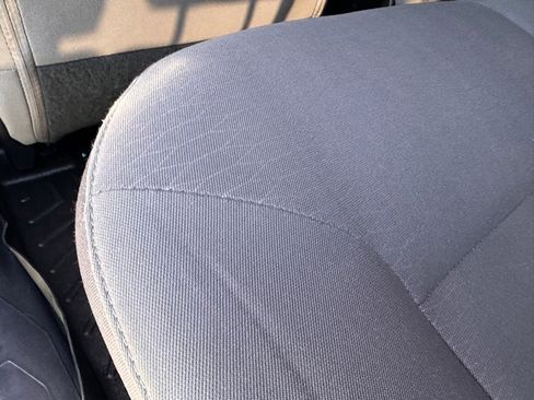 Used 2017 Toyota Tacoma SR5 image 12