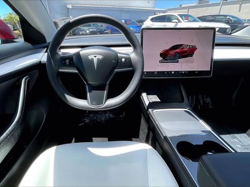 Used 2023 Tesla Model 3 Standard Range RWD image 5