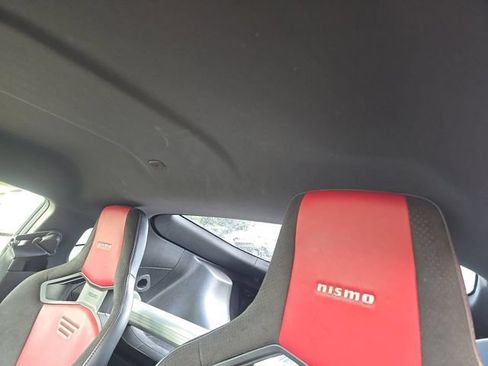 Used 2025 Nissan Z NISMO w/ Floor Mat Package RWD image 17