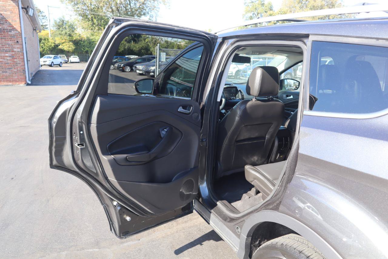 Used 2015 Ford Escape Titanium AWD/4WD image 16