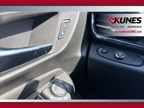 New 2026 Buick Envista Sport Touring w/ Convenience I Package FWD image 32