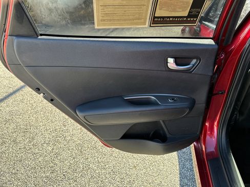 Used 2020 Kia Optima SE image 21