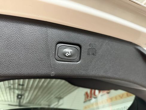 Used 2024 Ford Edge Titanium AWD/4WD image 34