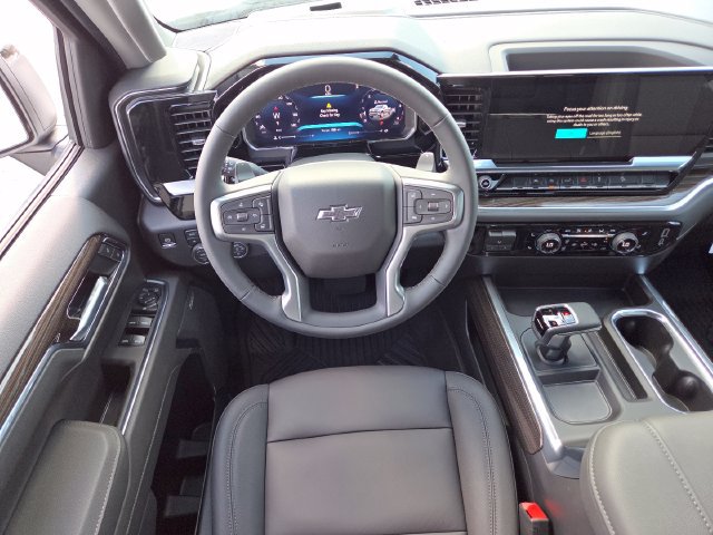 New 2026 Chevrolet Silverado 1500 RST w/ Dark Appearance Package AWD/4WD image 24