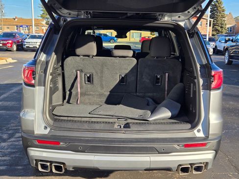 Certified 2025 GMC Acadia Elevation image 14