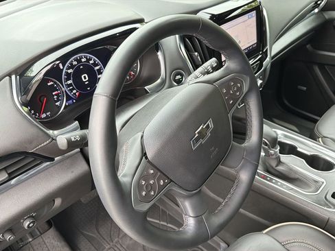 Used 2023 Chevrolet Traverse Premier w/ Redline Edition AWD/4WD image 11