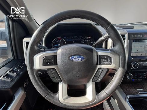 Used 2018 Ford F250 Lariat w/ Lariat Ultimate Package AWD/4WD image 14