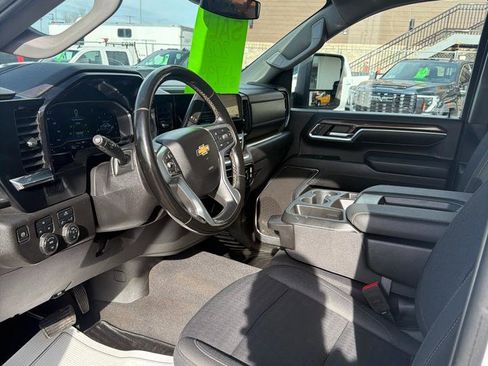 Used 2024 Chevrolet Silverado 3500 LT w/ Convenience Package AWD/4WD image 7