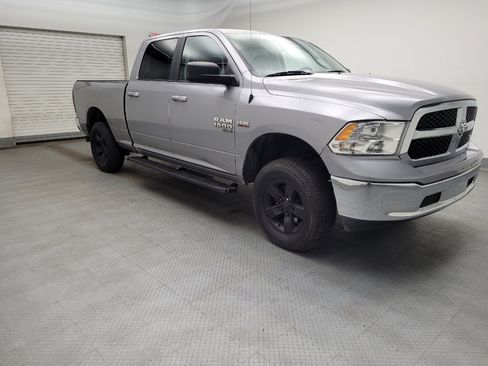 Used 2019 RAM 1500 Classic SLT RWD image 11