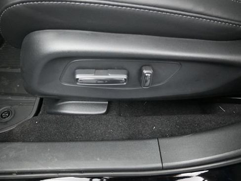 New 2026 Honda HR-V EX-L image 23