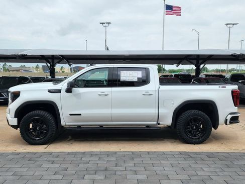 New 2026 GMC Sierra 1500 Elevation w/ LPO, Elevation Black Package AWD/4WD image 6