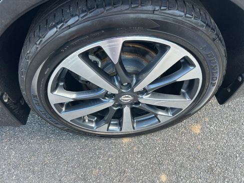 Used 2017 Nissan Altima 2.5 SR image 18