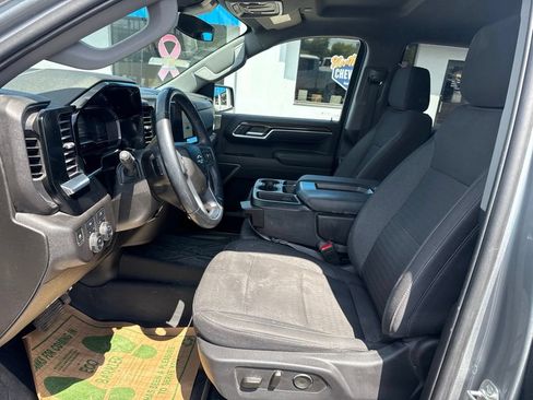 Used 2025 Chevrolet Silverado 1500 RST w/ Protection Package AWD/4WD image 19