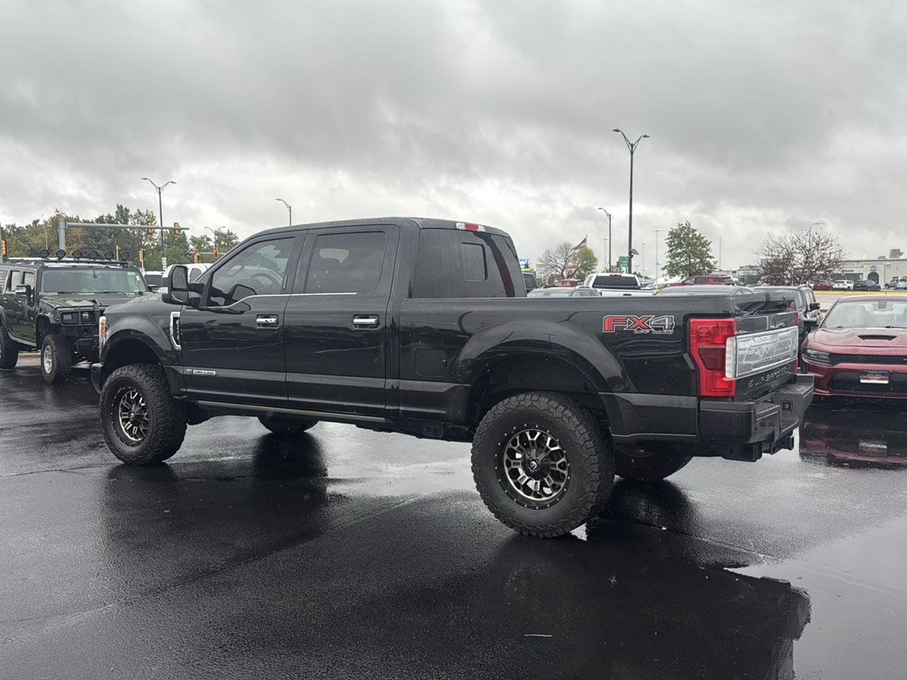 Used 2019 Ford F250 Platinum w/ FX4 Off-Road Package AWD/4WD image 3