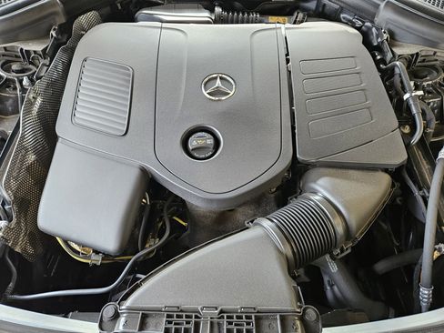 Used 2025 Mercedes-Benz GLC 300 image 31