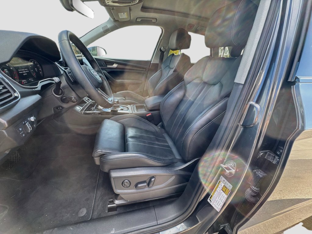 Used 2022 Audi Q5 2.0T Prestige AWD/4WD image 24