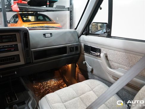 Used 1989 Jeep Cherokee Laredo AWD/4WD image 29