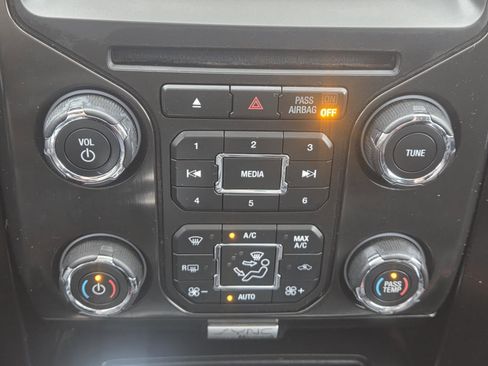 Used 2014 Ford F150 FX4 w/ Equipment Group 402A Luxury image 22