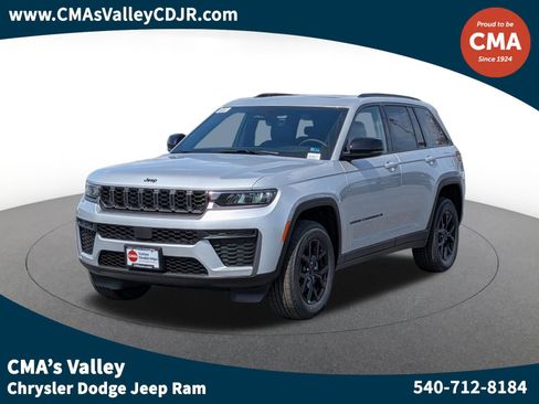 New 2026 Jeep Grand Cherokee 4WD image 1