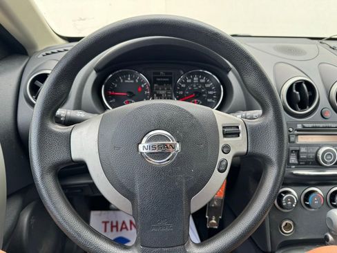 Used 2013 Nissan Rogue S image 18