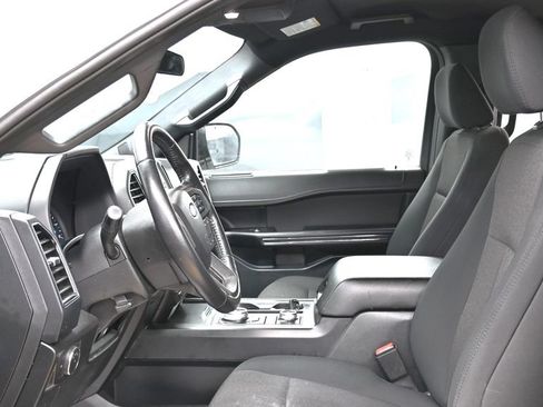 Used 2021 Ford Expedition XL AWD/4WD image 16