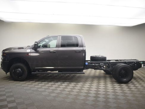 New 2026 RAM 3500 Tradesman AWD/4WD image 14