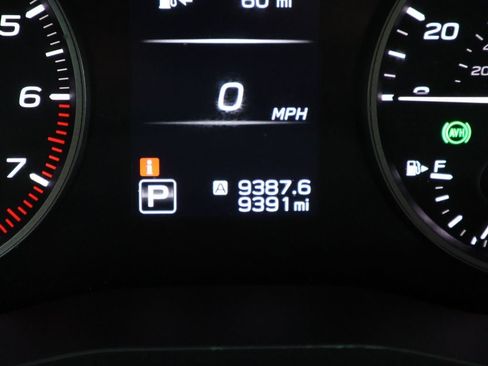 Used 2024 Subaru Ascent Premium w/ Convenience Package image 32