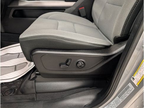 Used 2019 RAM 1500 Big Horn AWD/4WD image 8