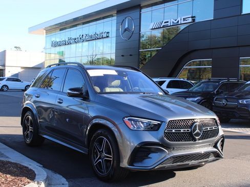 Certified 2024 Mercedes-Benz GLE 450 4MATIC image 3