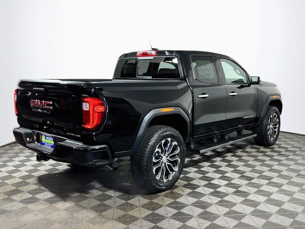 New 2026 GMC Canyon Denali AWD/4WD image 7