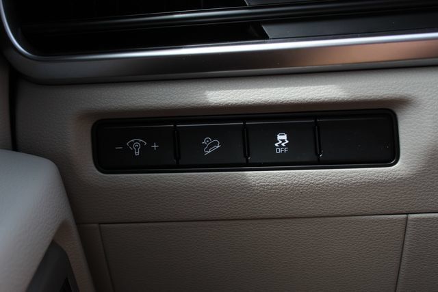 Used 2024 Kia Telluride S w/ S Sunroof Package FWD image 19