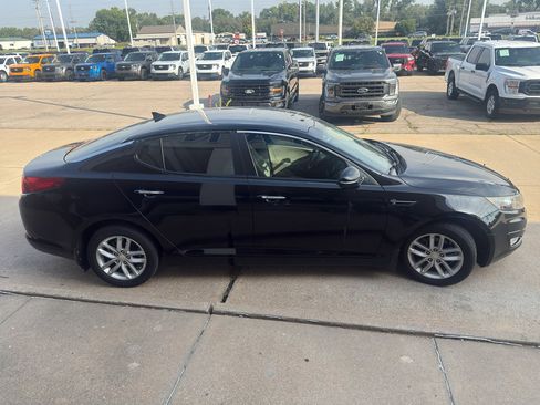 Used 2013 Kia Optima LX FWD image 5