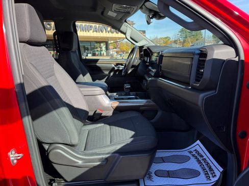 Used 2023 Chevrolet Silverado 1500 RST w/ Z71 Off-Road Package image 11