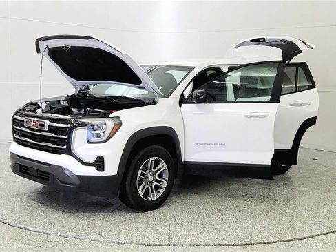 Used 2026 GMC Terrain Elevation FWD image 10