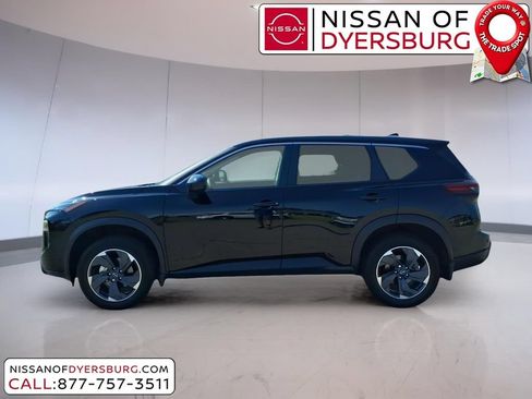 Used 2025 Nissan Rogue SV FWD image 6